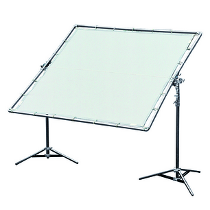 Avenger Klappbarer Rahmen mit Ohren 183 x 183 cm