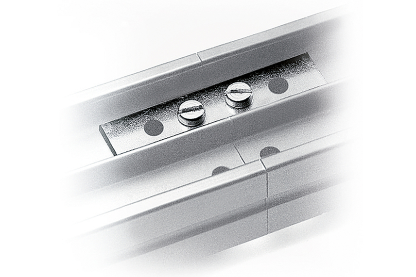 RAIL CONNECTOR